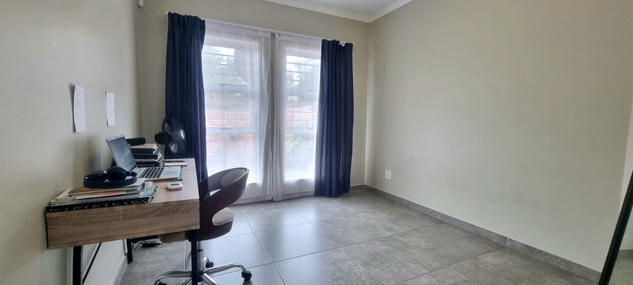 2 Bedroom Property for Sale in Beacon Bay Eastern Cape